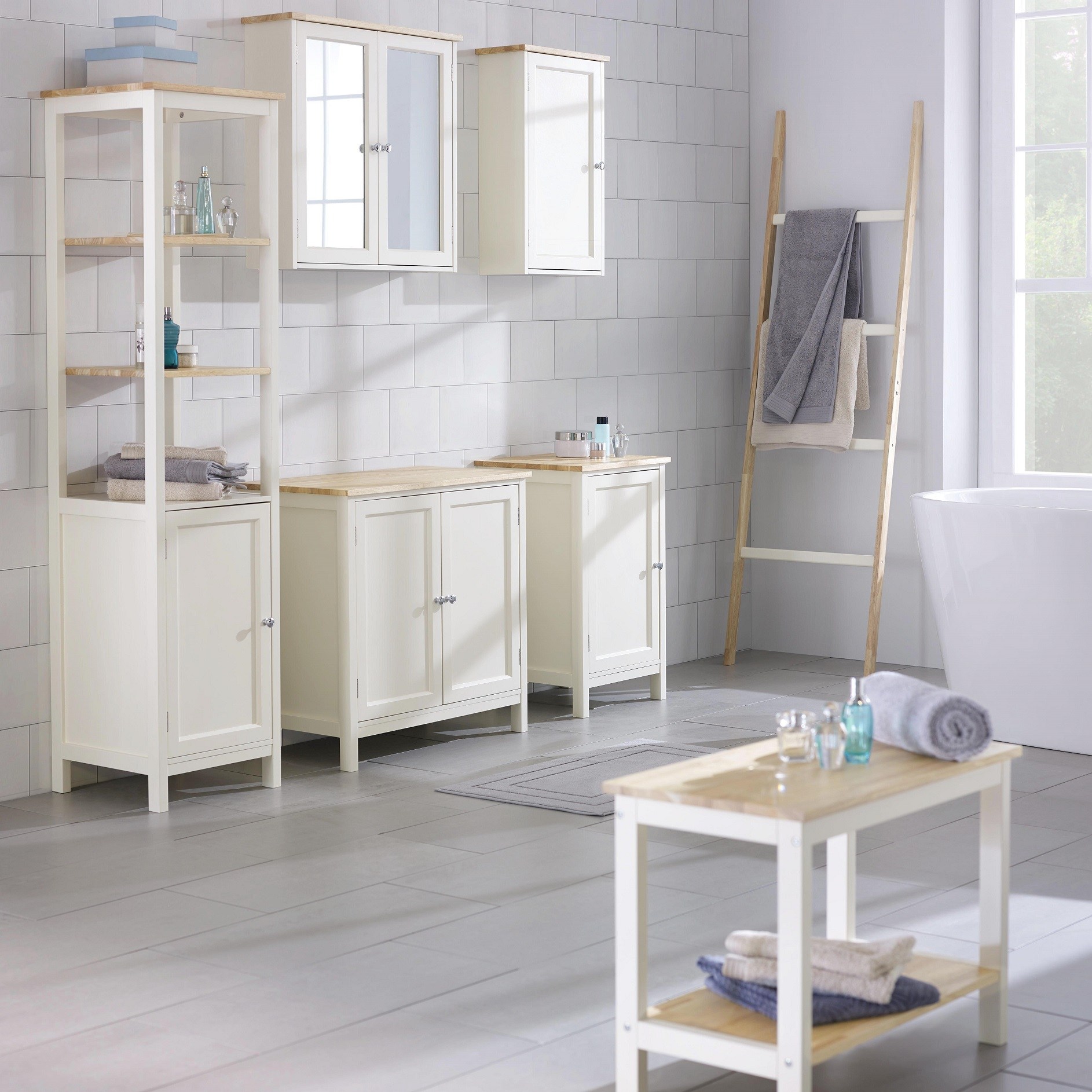 At last. A well-organized bathroom