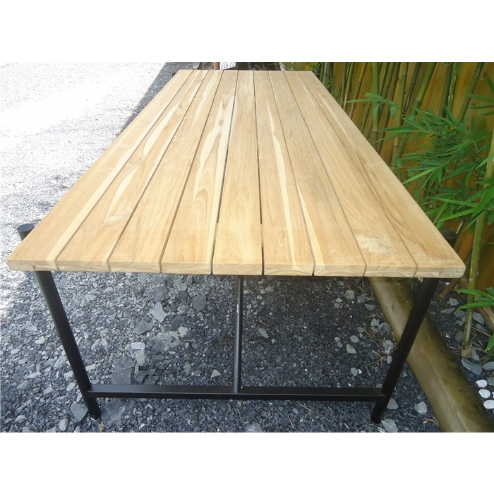 Table top in brown, solid teak, metal frame in black