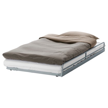 SVARTA pull out bed 