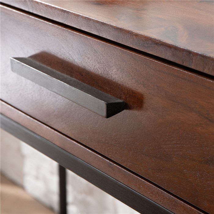 Solid wood tabletop in brown, Metal frame in black